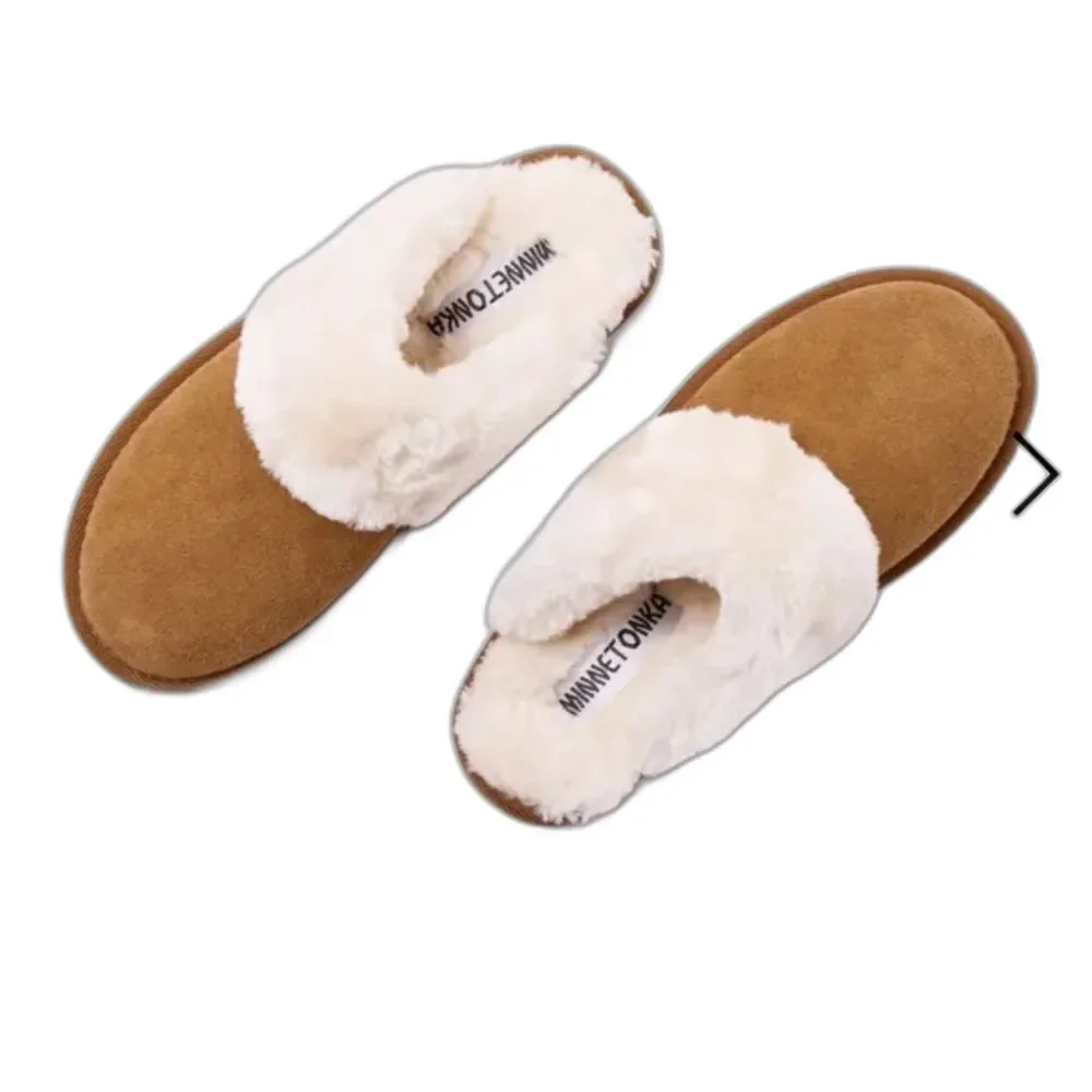 Minnetonka Kids’ Carefree Scuff Slipper Slide GUC. Size 1